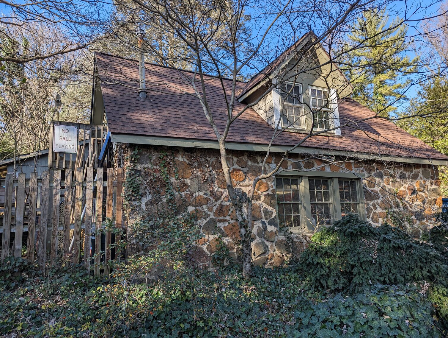 Image for 4 BR, 3 BA COLONIAL STYLE HOME W/ DETACHED GARAGE & STUDIO/EFFICIENCY APT. 1.42 +/- AC ; ANTIQUES, COLLECTIBLES, FURNITURE, TOOLS, & MORE!