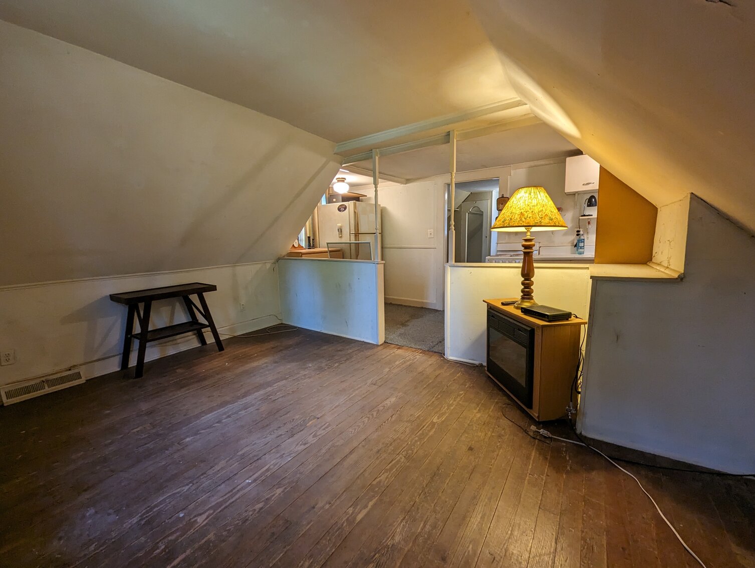 Image for 4 BR, 3 BA COLONIAL STYLE HOME W/ DETACHED GARAGE & STUDIO/EFFICIENCY APT. 1.42 +/- AC ; ANTIQUES, COLLECTIBLES, FURNITURE, TOOLS, & MORE!