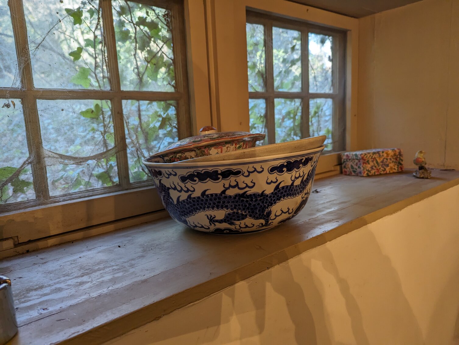 Image for 4 BR, 3 BA COLONIAL STYLE HOME W/ DETACHED GARAGE & STUDIO/EFFICIENCY APT. 1.42 +/- AC ; ANTIQUES, COLLECTIBLES, FURNITURE, TOOLS, & MORE!