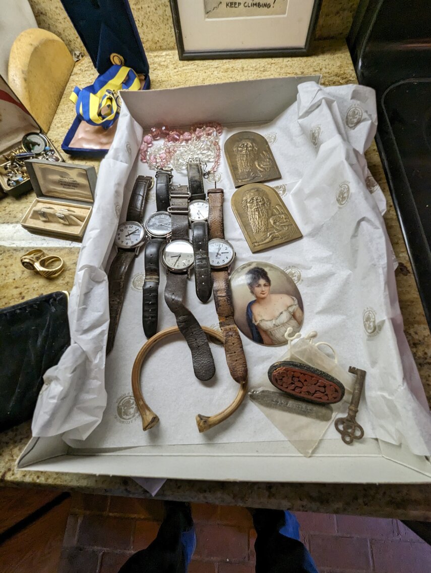 Image for 4 BR, 3 BA COLONIAL STYLE HOME W/ DETACHED GARAGE & STUDIO/EFFICIENCY APT. 1.42 +/- AC ; ANTIQUES, COLLECTIBLES, FURNITURE, TOOLS, & MORE!