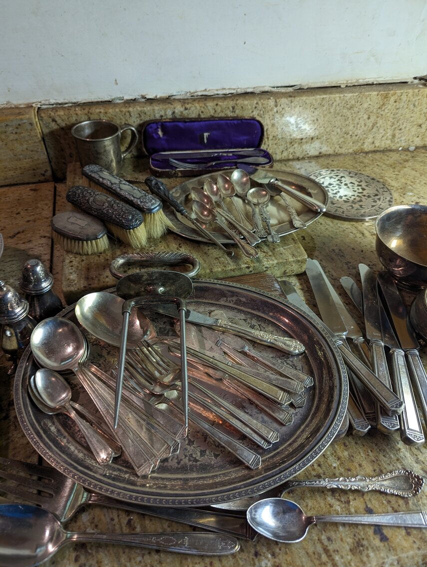 Image for 4 BR, 3 BA COLONIAL STYLE HOME W/ DETACHED GARAGE & STUDIO/EFFICIENCY APT. 1.42 +/- AC ; ANTIQUES, COLLECTIBLES, FURNITURE, TOOLS, & MORE!