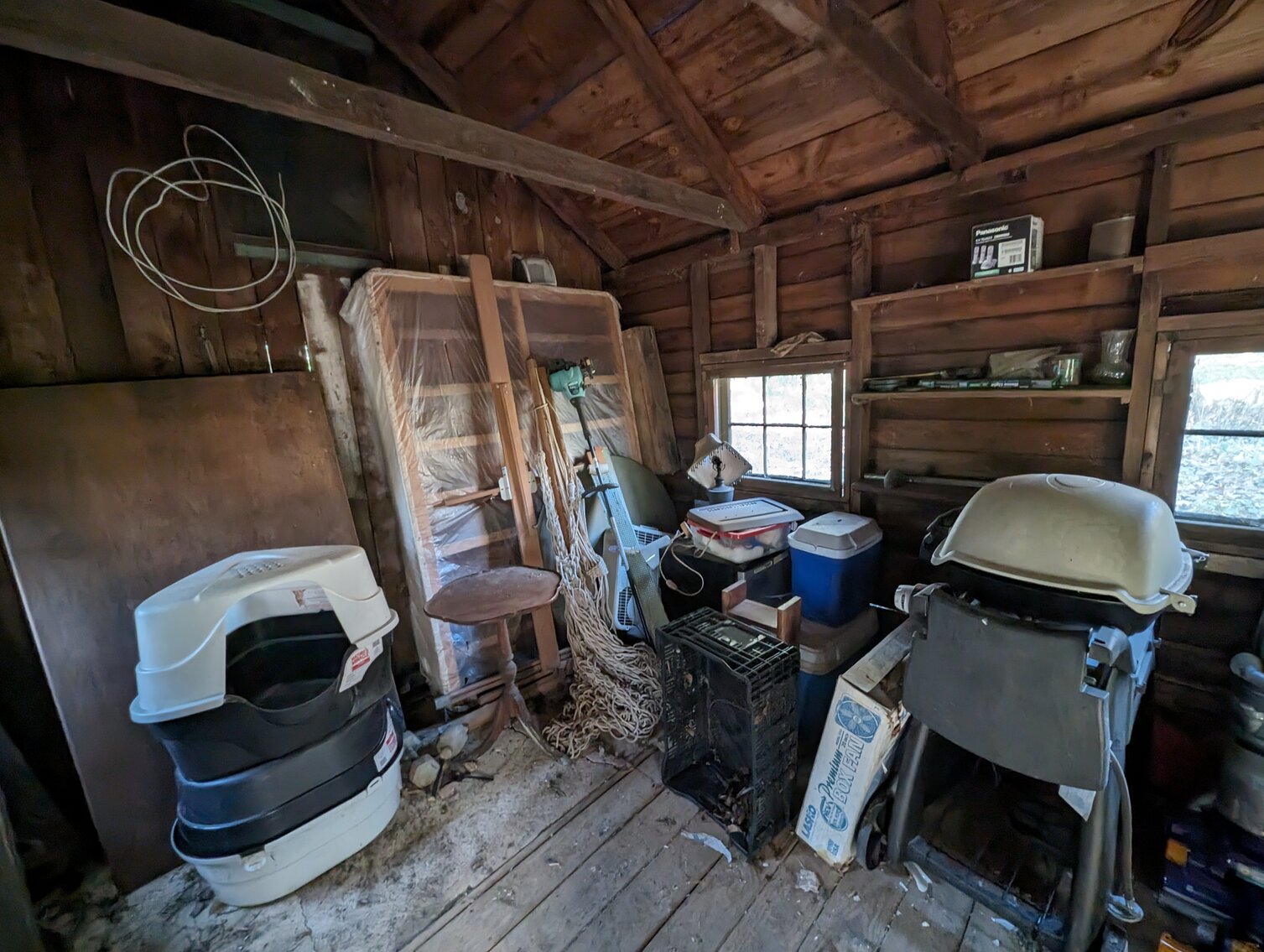 Image for 4 BR, 3 BA COLONIAL STYLE HOME W/ DETACHED GARAGE & STUDIO/EFFICIENCY APT. 1.42 +/- AC ; ANTIQUES, COLLECTIBLES, FURNITURE, TOOLS, & MORE!