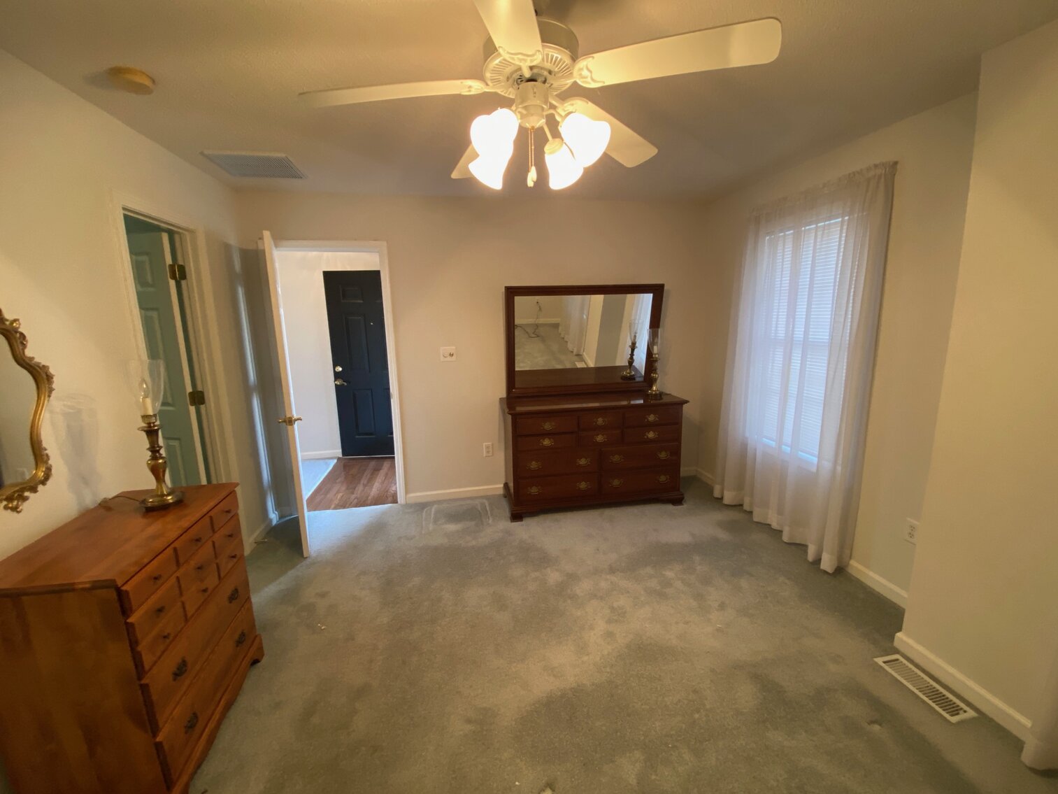 Image for Absolute Living Estate Auction - Exclusive West Park Village Courtyard