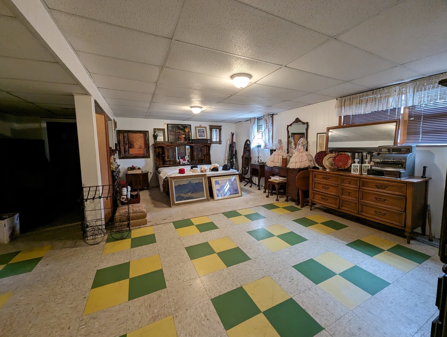 Image for 3 BR, 2 BA BRICK SPLIT LEVEL HOME W/ ATTACHED GARAGE ON 0.379 +/- ACRE CORNER LOT