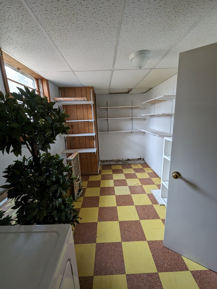 Image for 3 BR, 2 BA BRICK SPLIT LEVEL HOME W/ ATTACHED GARAGE ON 0.379 +/- ACRE CORNER LOT