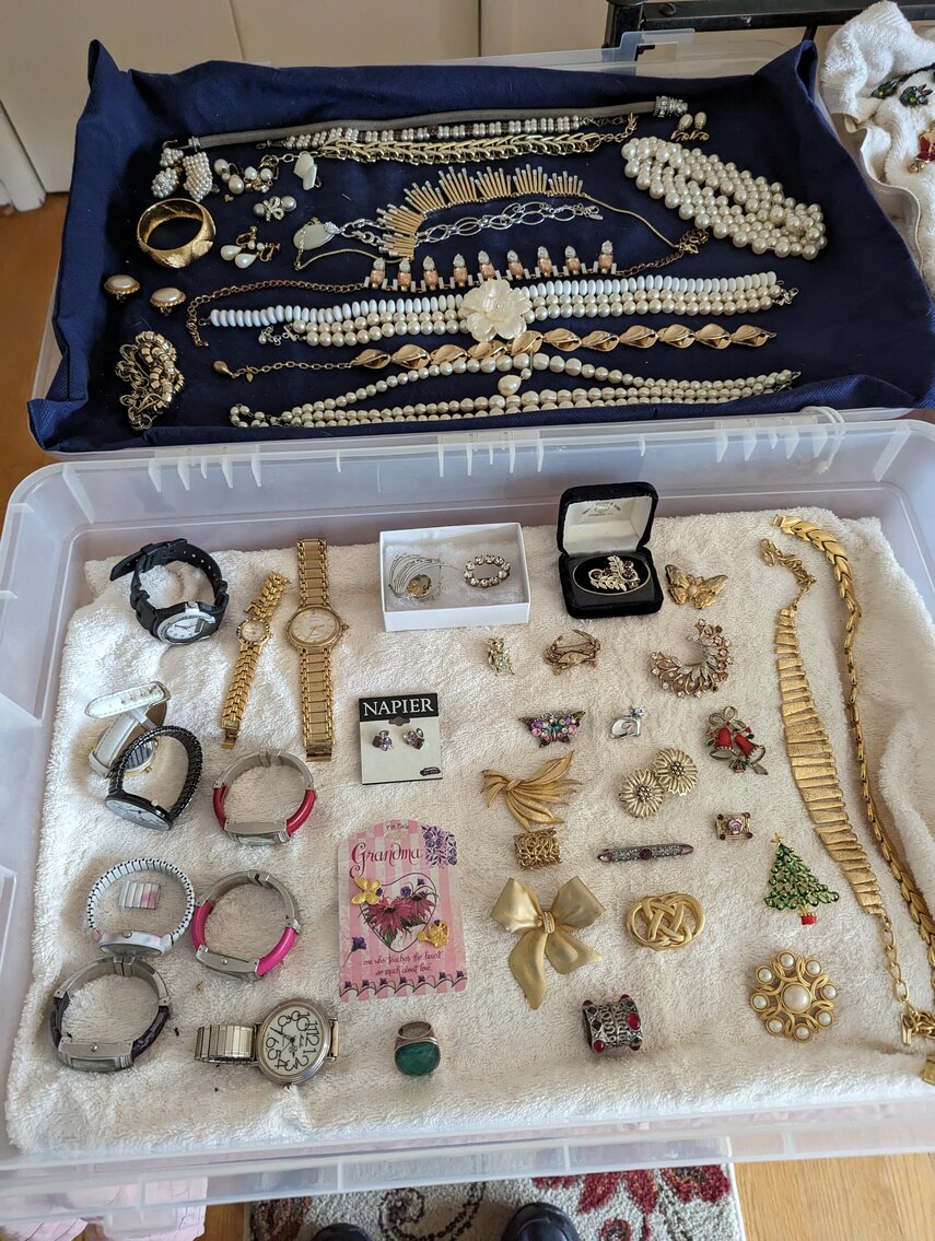 Image for 3 BR, 2 BA BRICK SPLIT LEVEL HOME W/ ATTACHED GARAGE ON 0.379 +/- ACRE CORNER LOT