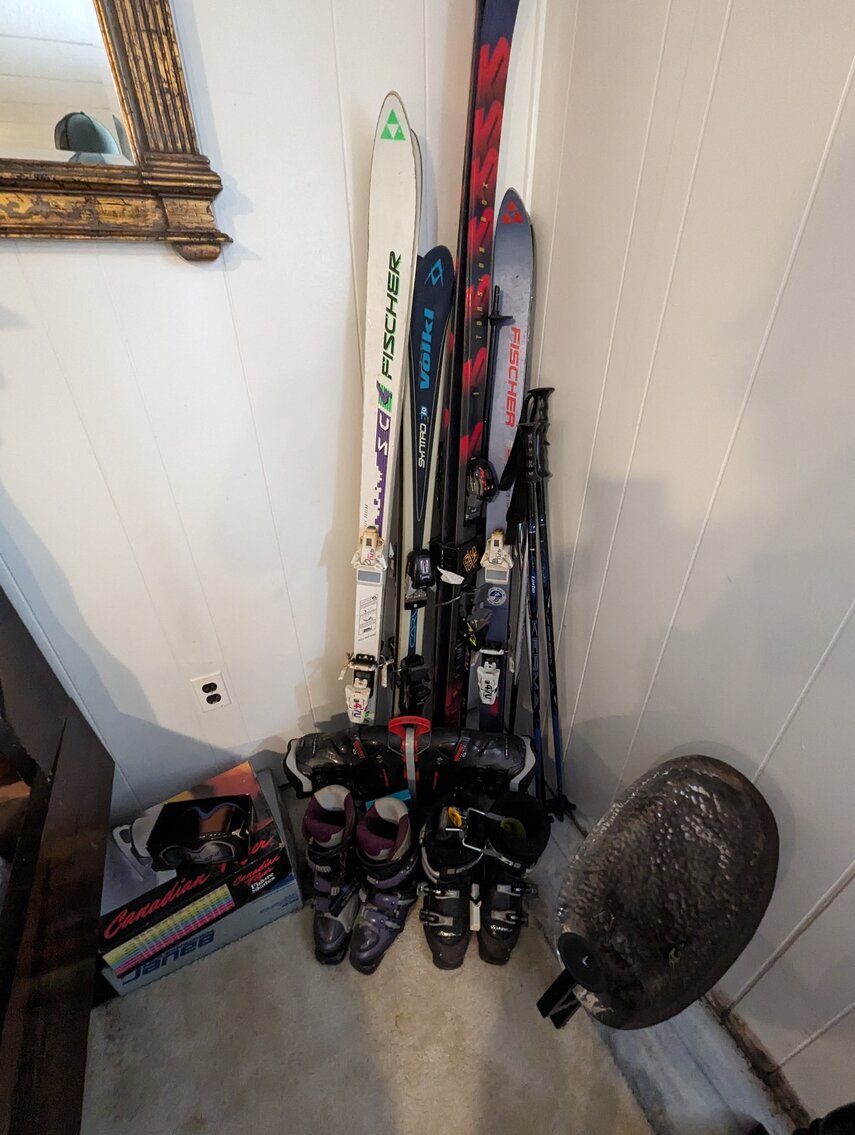 Image for 3 BR, 2 BA BRICK SPLIT LEVEL HOME W/ ATTACHED GARAGE ON 0.379 +/- ACRE CORNER LOT