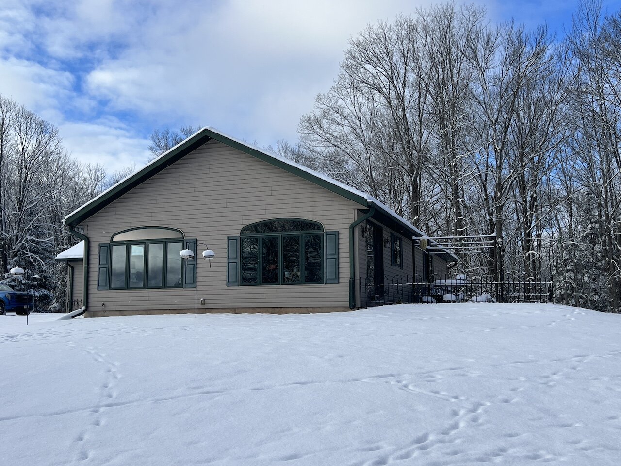 Image for Beautiful Country Home Auction price $220,000