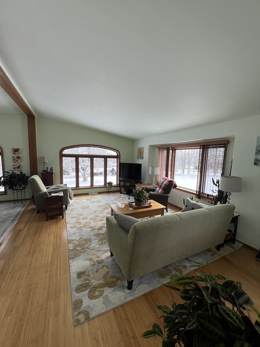 Image for Beautiful Country Home Auction price $220,000