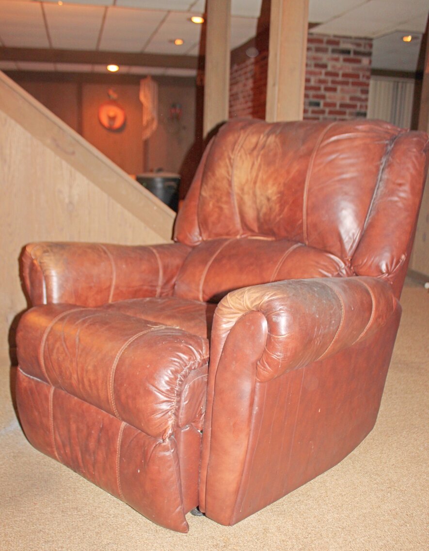 Image for LAST MINUTE! Estate Auction on Blue Hills CC Golf Course