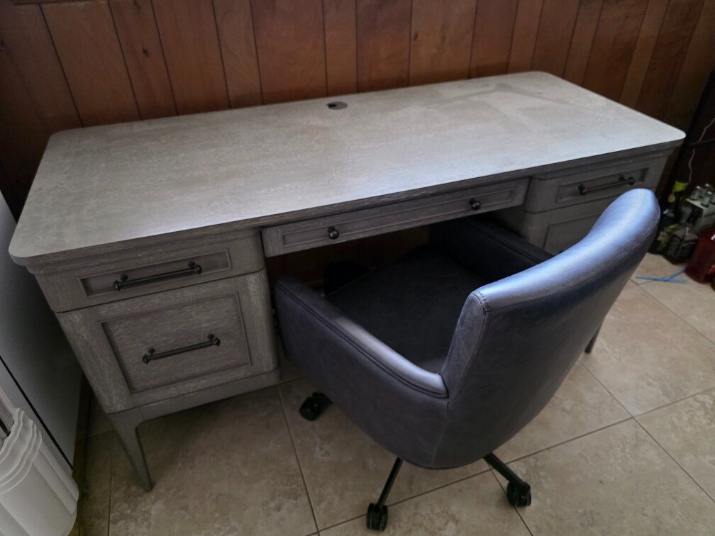 Cheval Desk Stone Gray With Irving Leather Swivel Chair