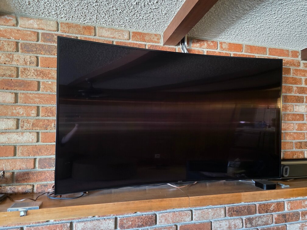 Samsung 65in Class JU7500 Curved 4k UHD Smart TV