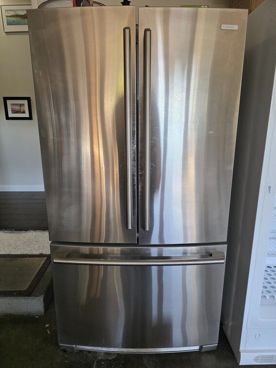 Electrolux SXS Refrigerator CONTENTS NOT INCLUDED