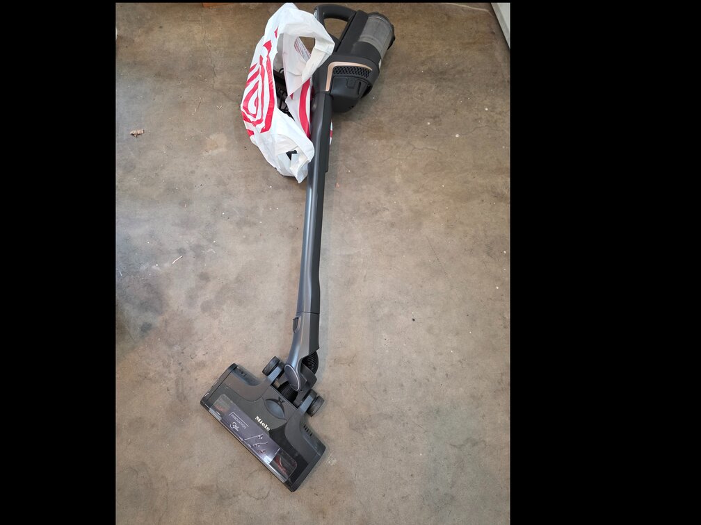 Miele Stick Vacuum May Be Missing Pieces