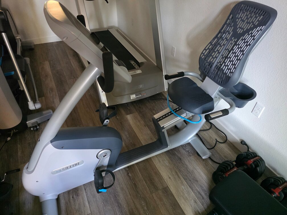Precor RBK 835 Recumbent Exercise Bike
