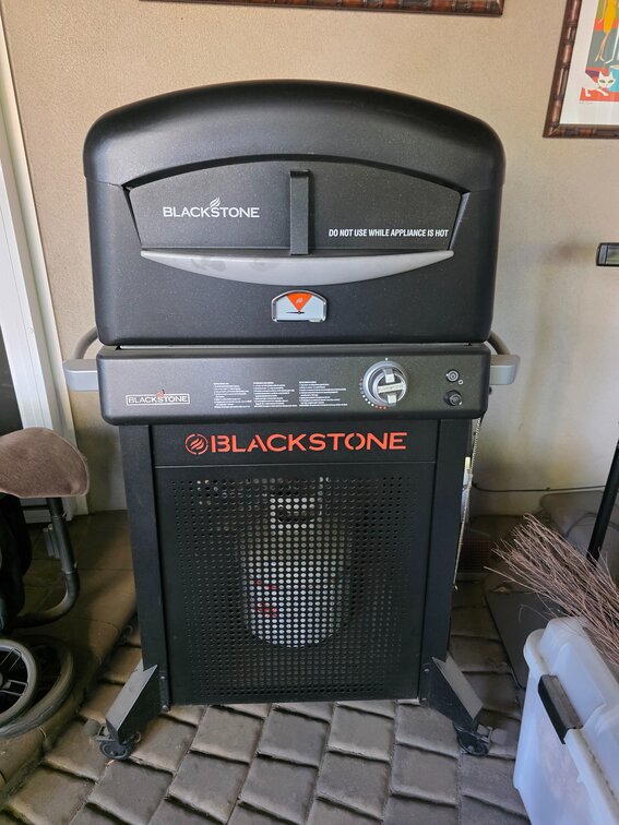 BlackStone Propane Outdoor Pizza Oven Free Standing