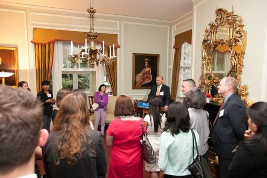 Ambassador Valdez welcomes the 2014 Fellows