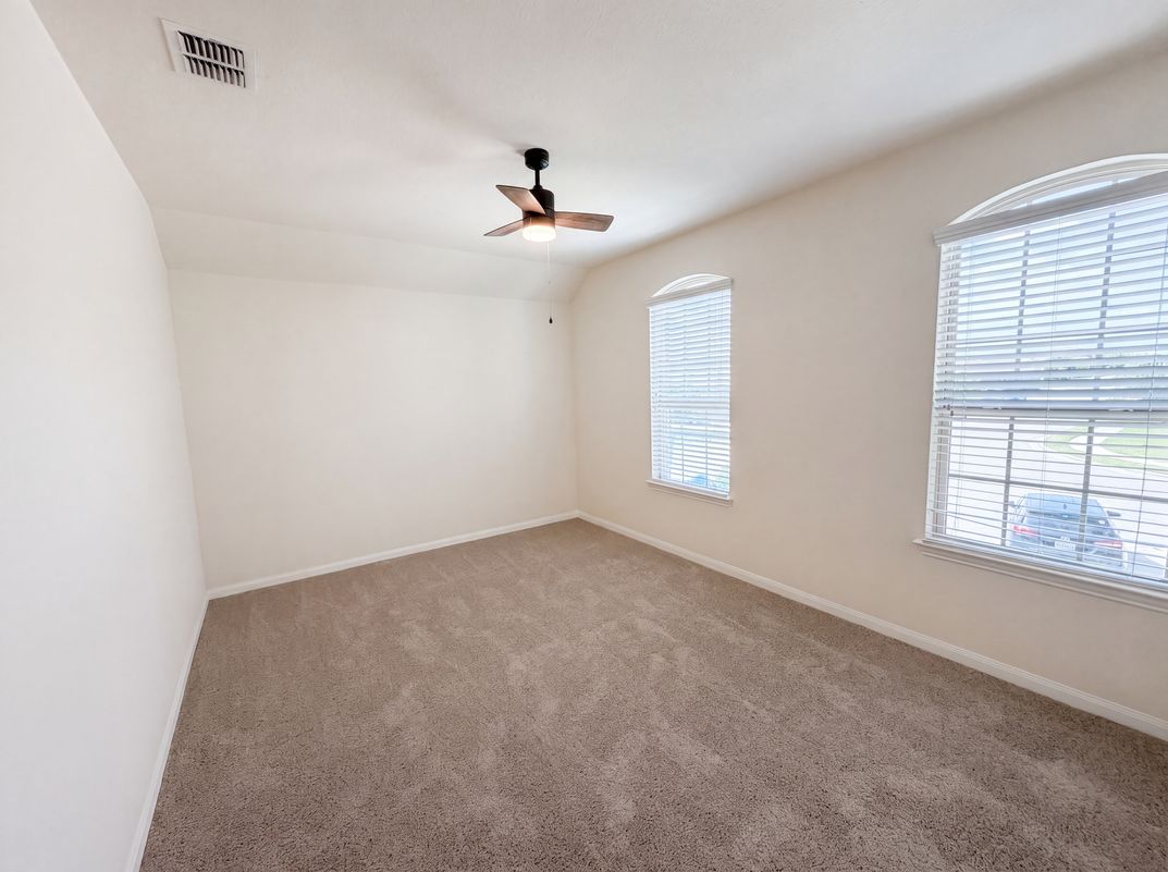 Photo 15 of 21 of 294 Adoquin Trl, Buda, TX