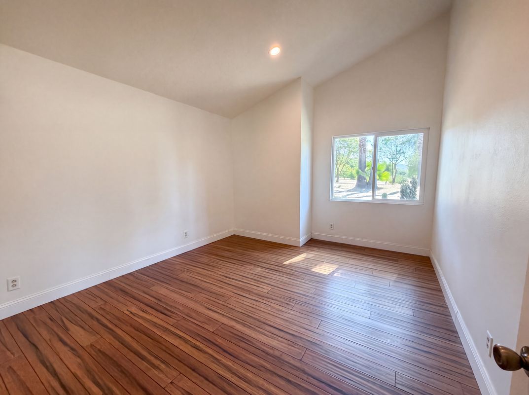 Photo 24 of 40 of 15408 Glentree Rd, Valley Center, CA