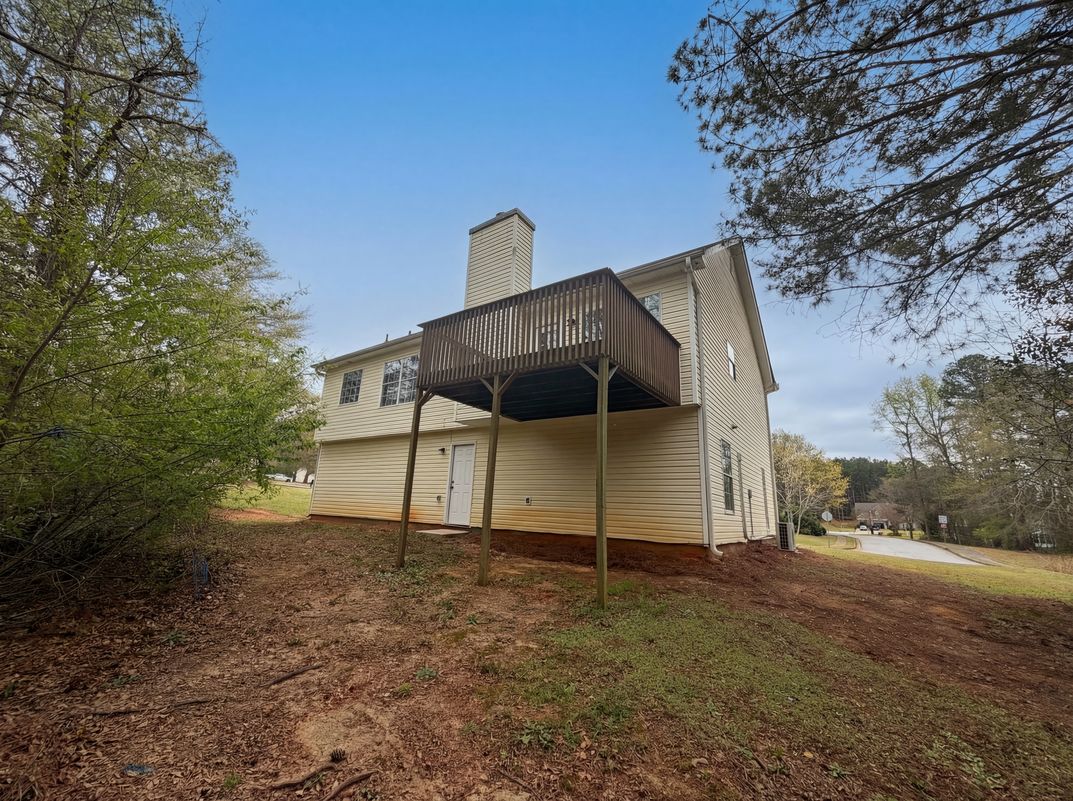 Photo 5 of 25 of 479 Clearwater Way, Monroe, GA