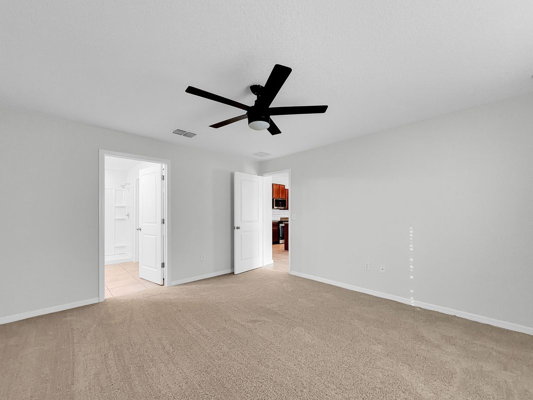 Photo 19 of 23 of 10113 Rosemary Leaf Ln, Riverview, FL