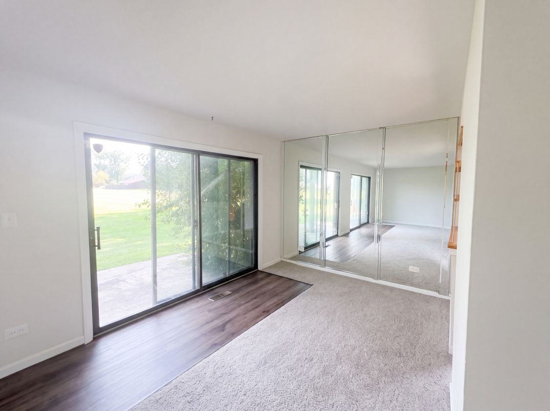 Photo 4 of 42 of 4133 193rd St, Country Club Hills, IL