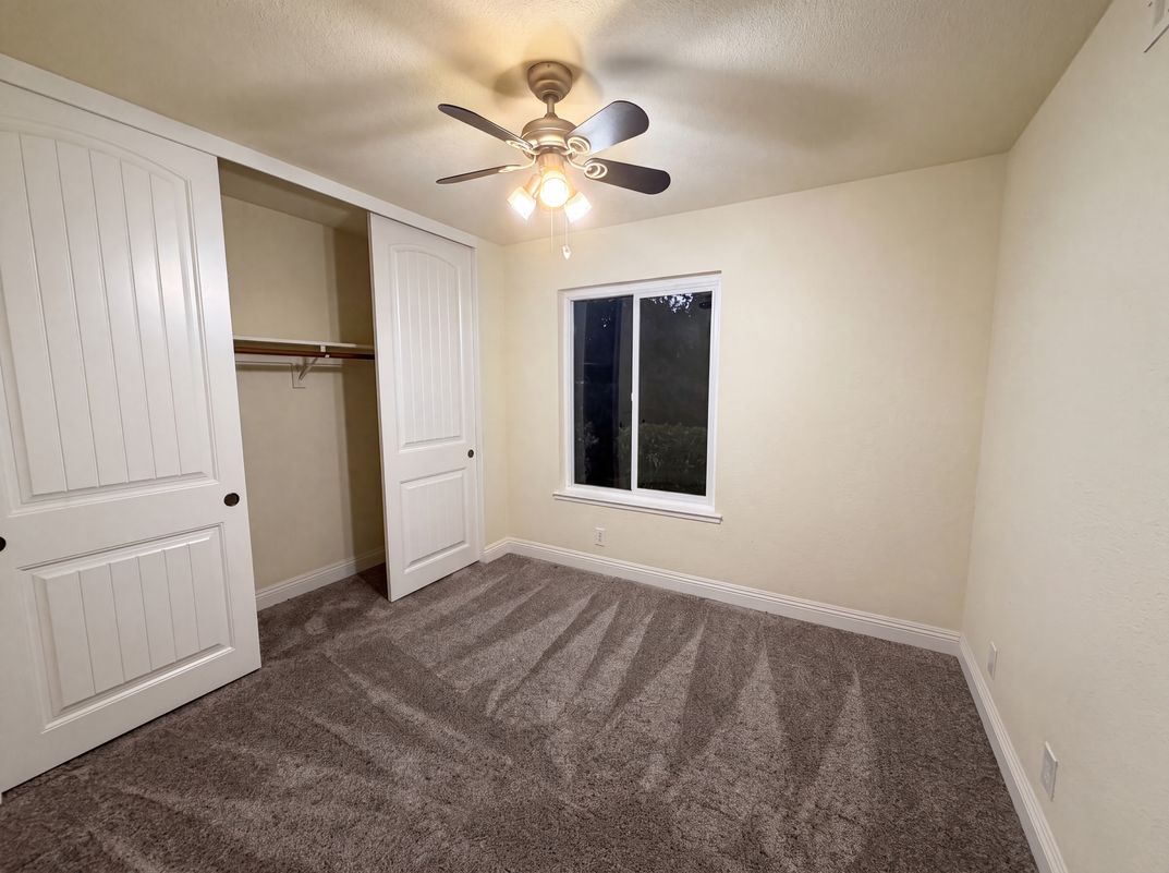 Photo 18 of 27 of 2605 Waterton Way, Sacramento, CA