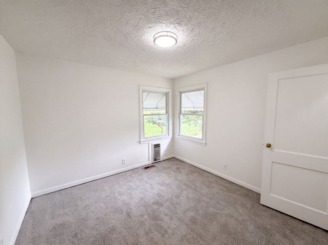 Photo 15 of 20 of 612 Victor Dr, Knoxville, TN