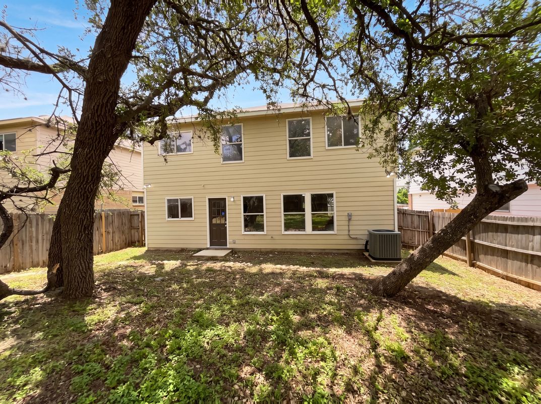 Photo 5 of 22 of 13206 Baldwin Rdg, San Antonio, TX