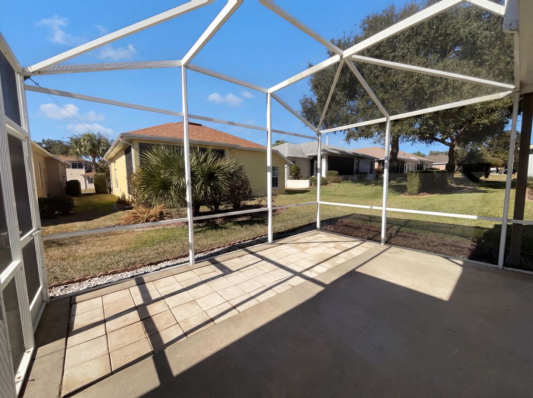 Photo 11 of 21 of 5928 Brittania Blvd, Tavares, FL