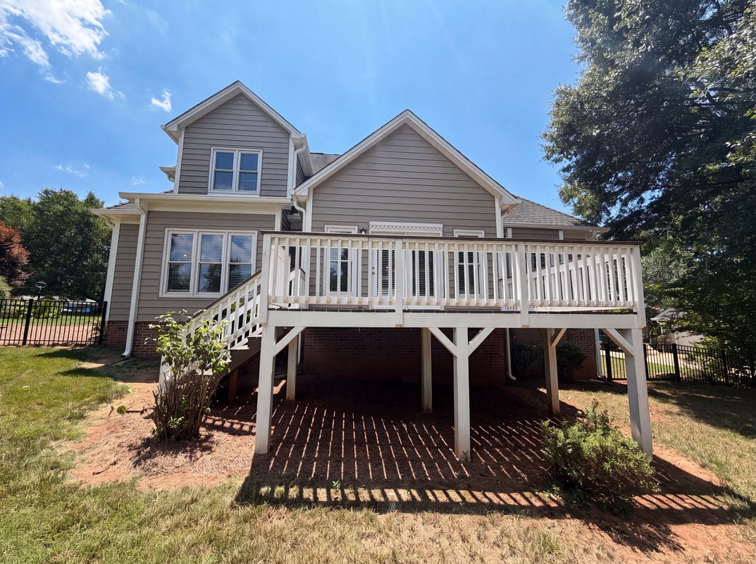 Photo 5 of 23 of 212 Timberlane Dr, Belmont, NC
