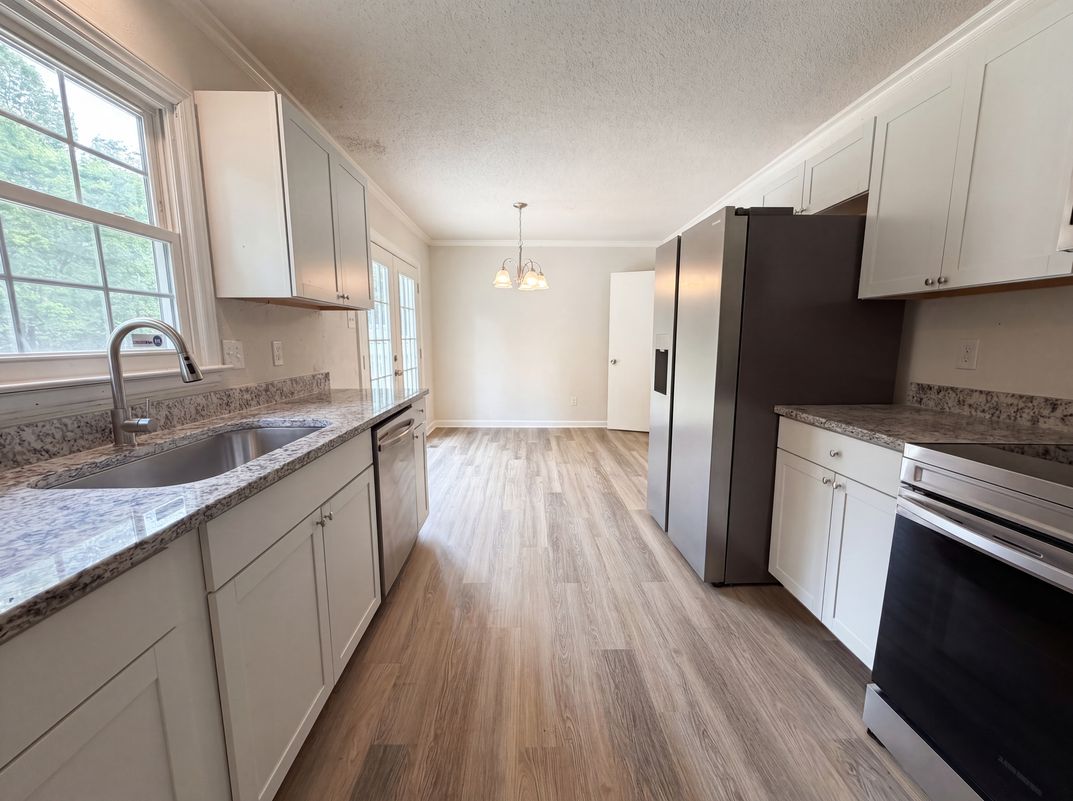 Photo 2 of 22 of 4061 Williams Mill Rd, Burlington, NC