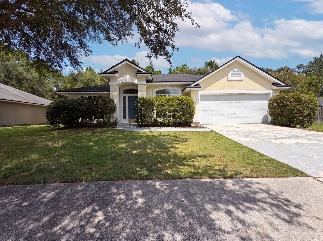 Property photo 1 of 8436 Staplehurst Dr W
