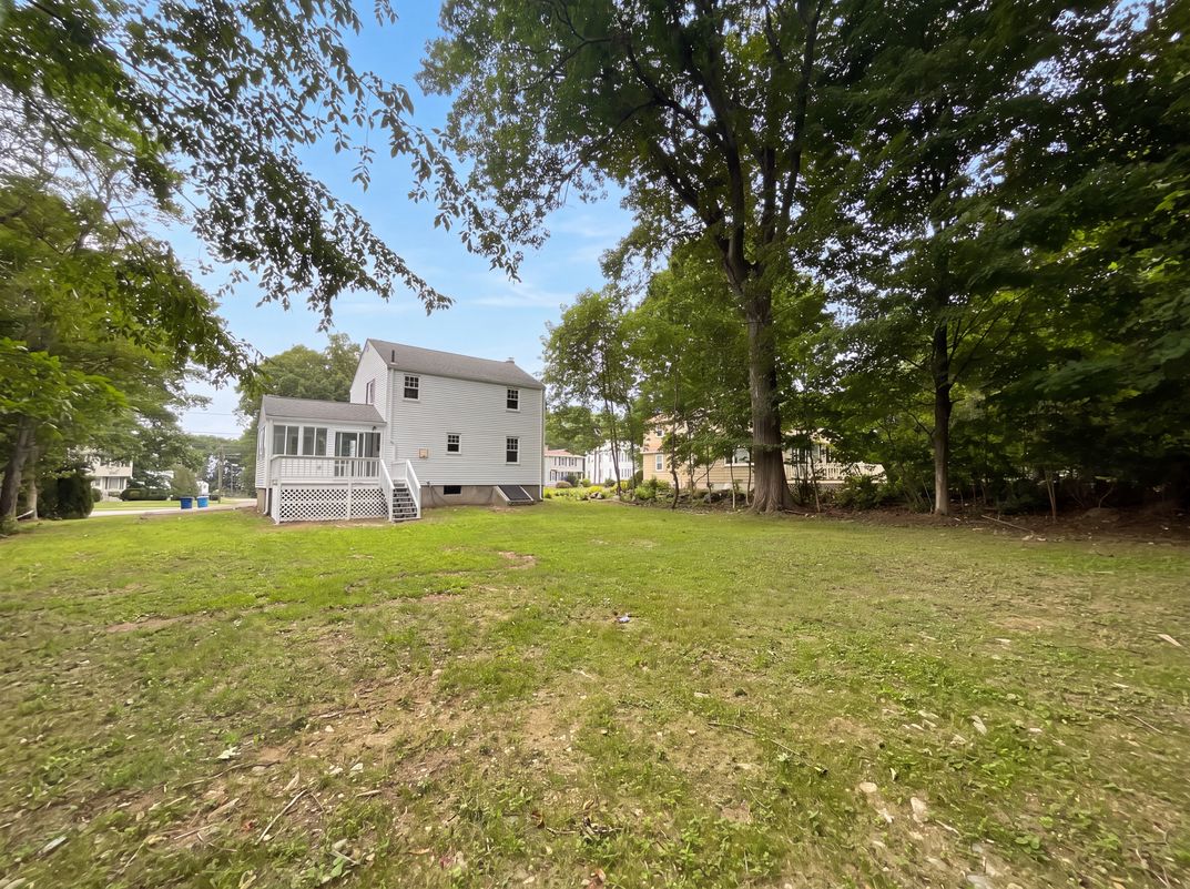 Photo 25 of 28 of 48 Woodlawn St, Randolph, MA