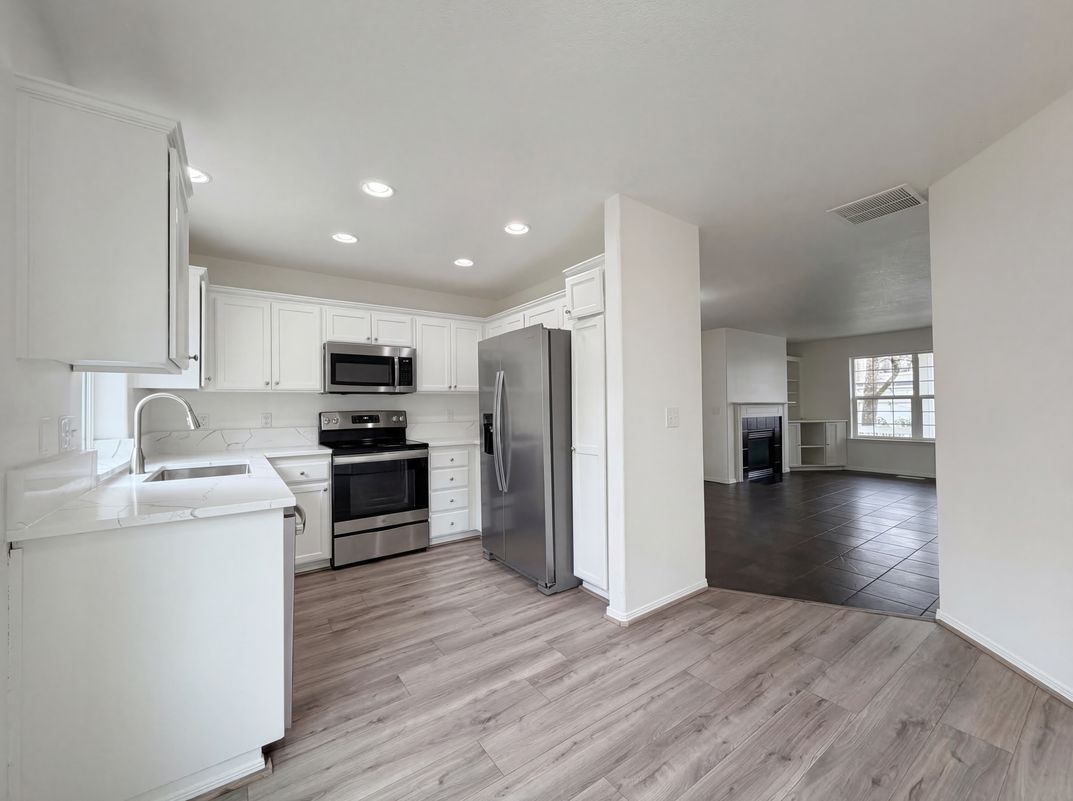 Photo 10 of 22 of 1262 NE Kinney St, Hillsboro, OR