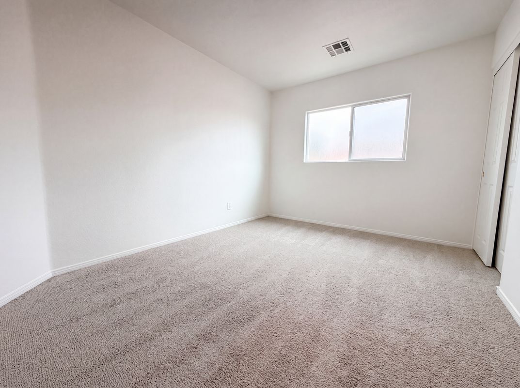 Photo 10 of 20 of 6479 W Eldorado Ln, Las Vegas, NV