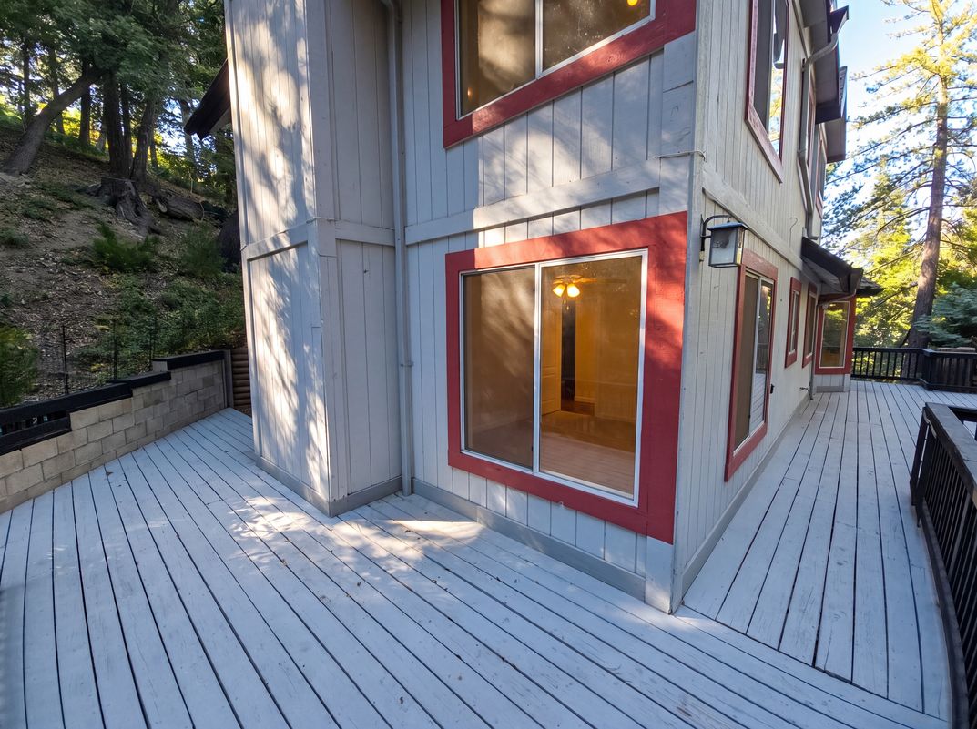 Photo 25 of 31 of 472 Brentwood Dr, Lake Arrowhead, CA
