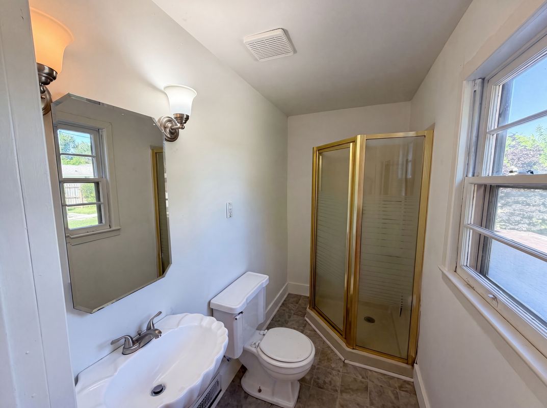 Photo 20 of 25 of 2205 Adair Dr, Knoxville, TN