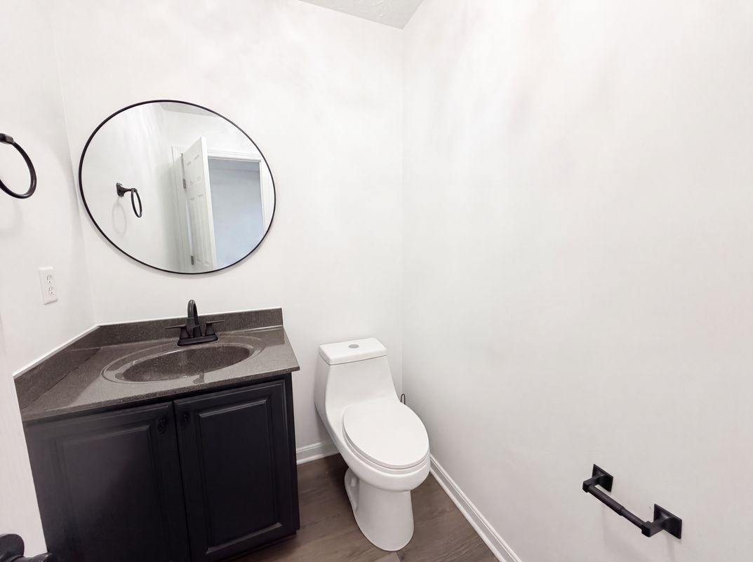 Photo 18 of 43 of 9212 Cedar Gate Dr, Loveland, OH