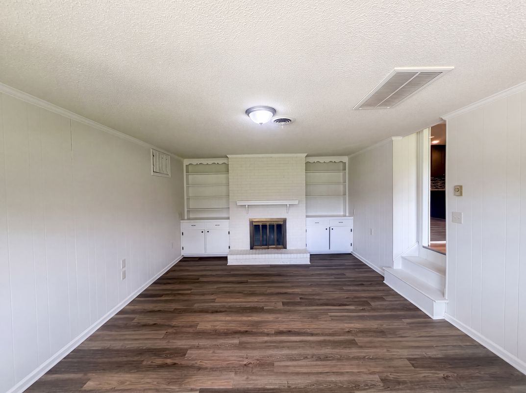 Photo 3 of 22 of 4913 Millpoint Rd, Greensboro, NC