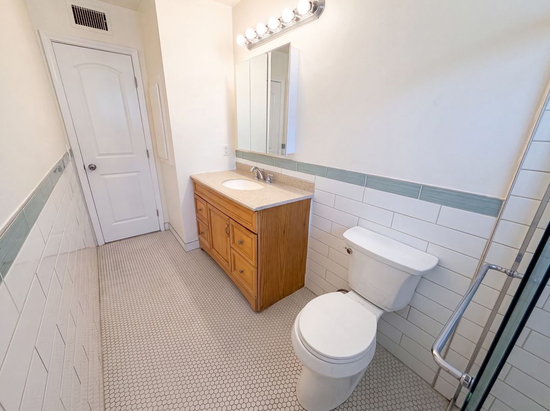 Photo 22 of 30 of 21312 E Greenhaven St, Covina, CA