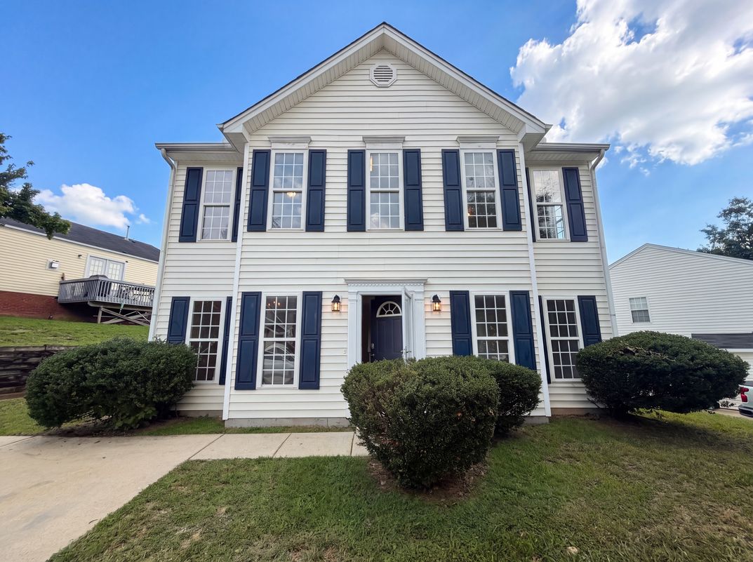 Property photo 1 of 3358 Neptune Dr