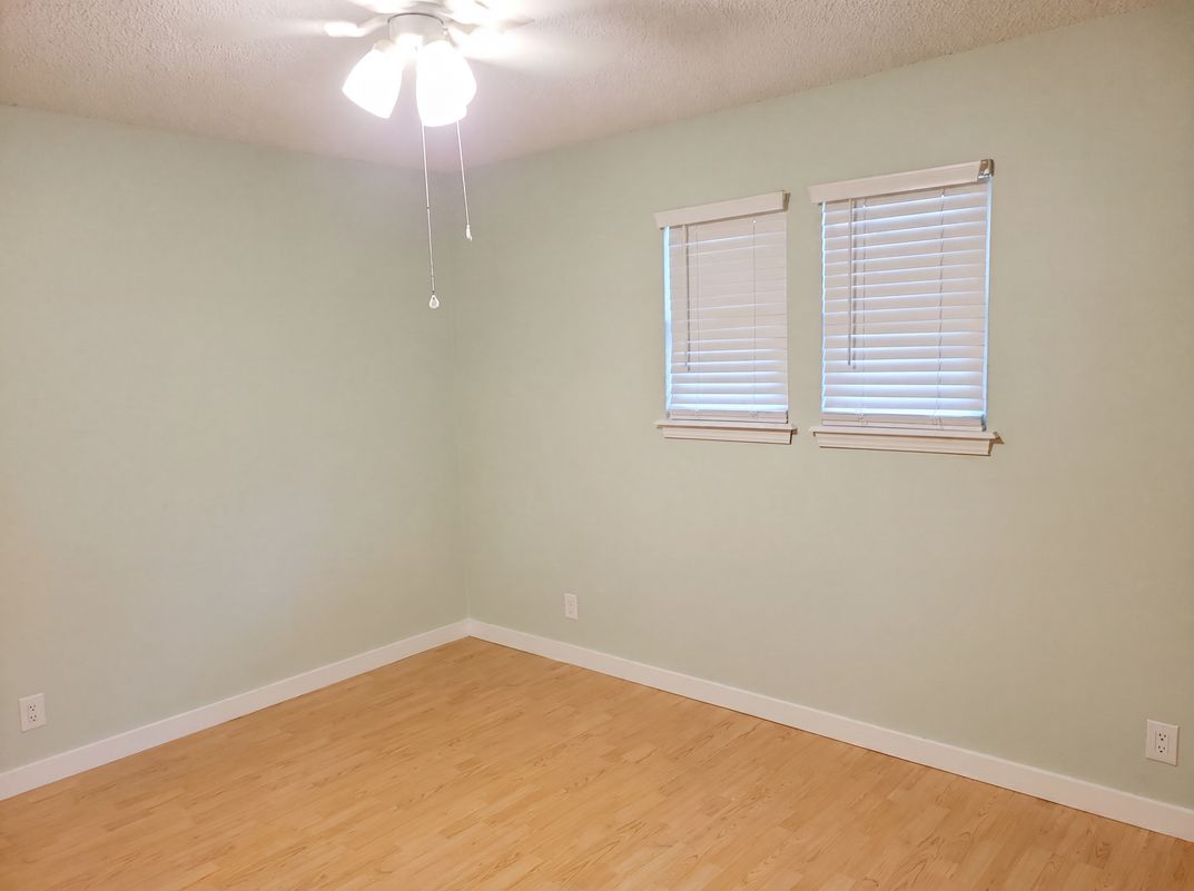 Photo 15 of 46 of 4600 Rolling Hills Dr, Bartlesville, OK