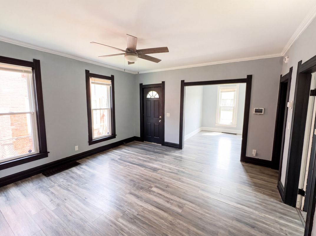 Photo 7 of 32 of 608 Howland Ave, Toledo, OH