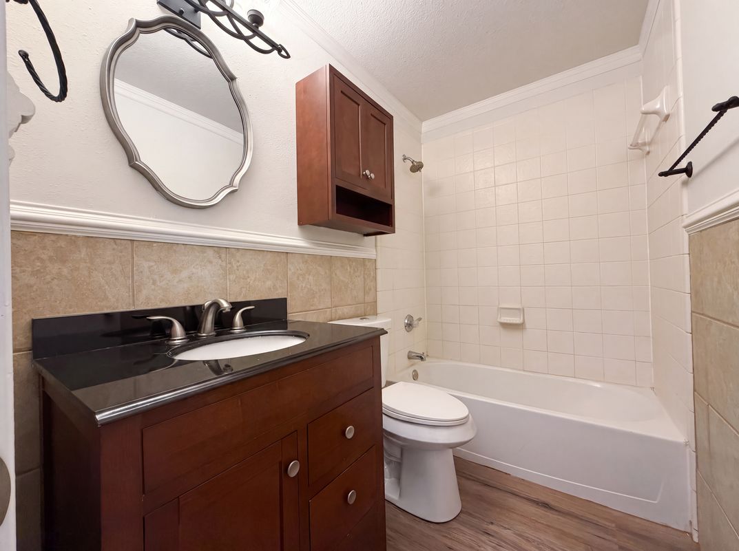 Photo 15 of 16 of 1620 Sunview Cir, New Braunfels, TX