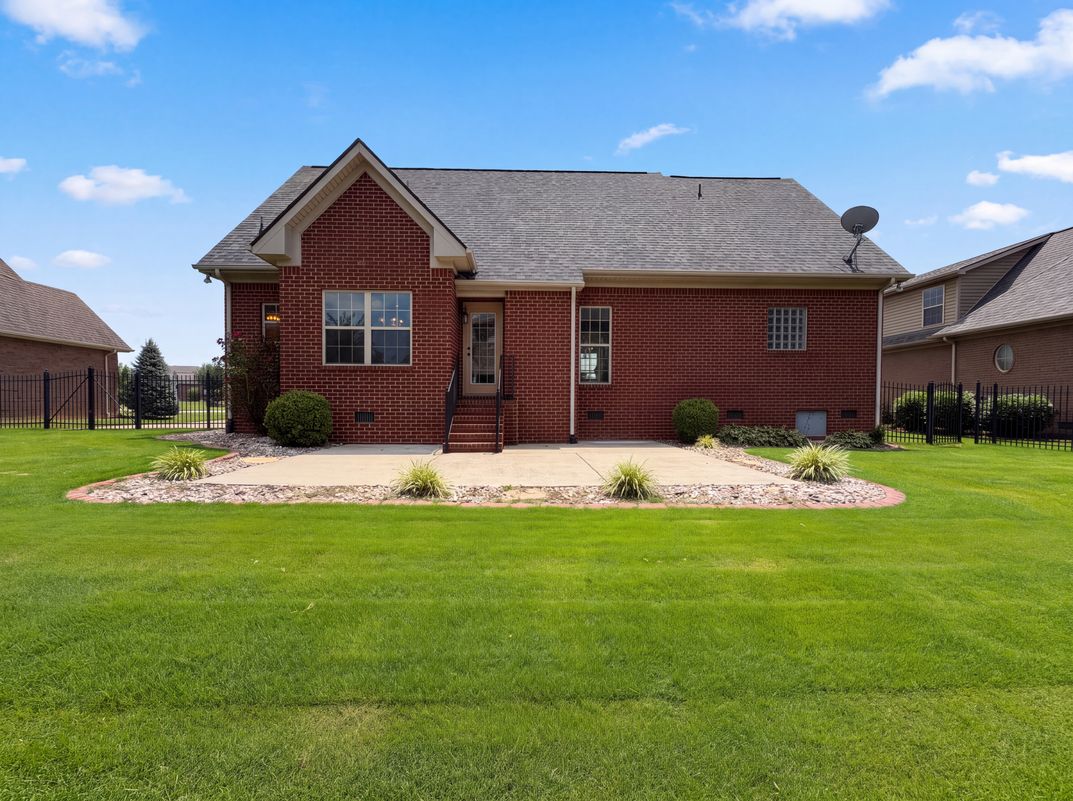 Photo 16 of 30 of 3418 Shady Forest Dr, Murfreesboro, TN