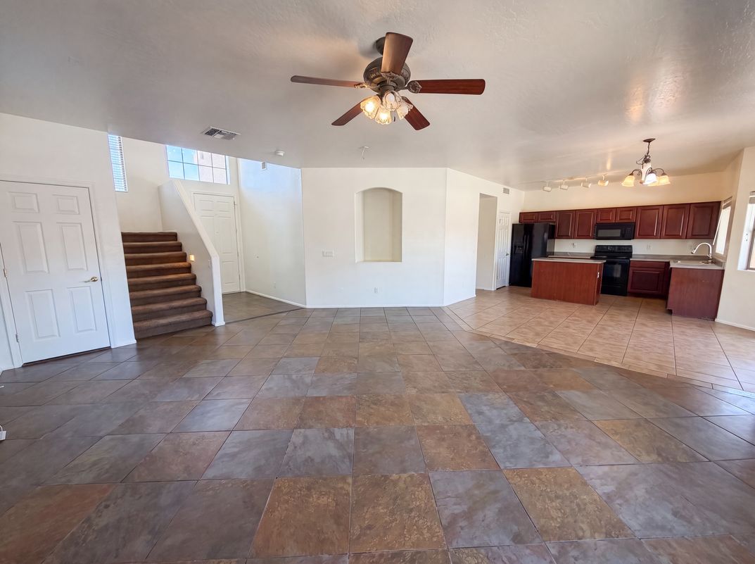 Photo 24 of 36 of 17268 W Elaine Dr, Goodyear, AZ