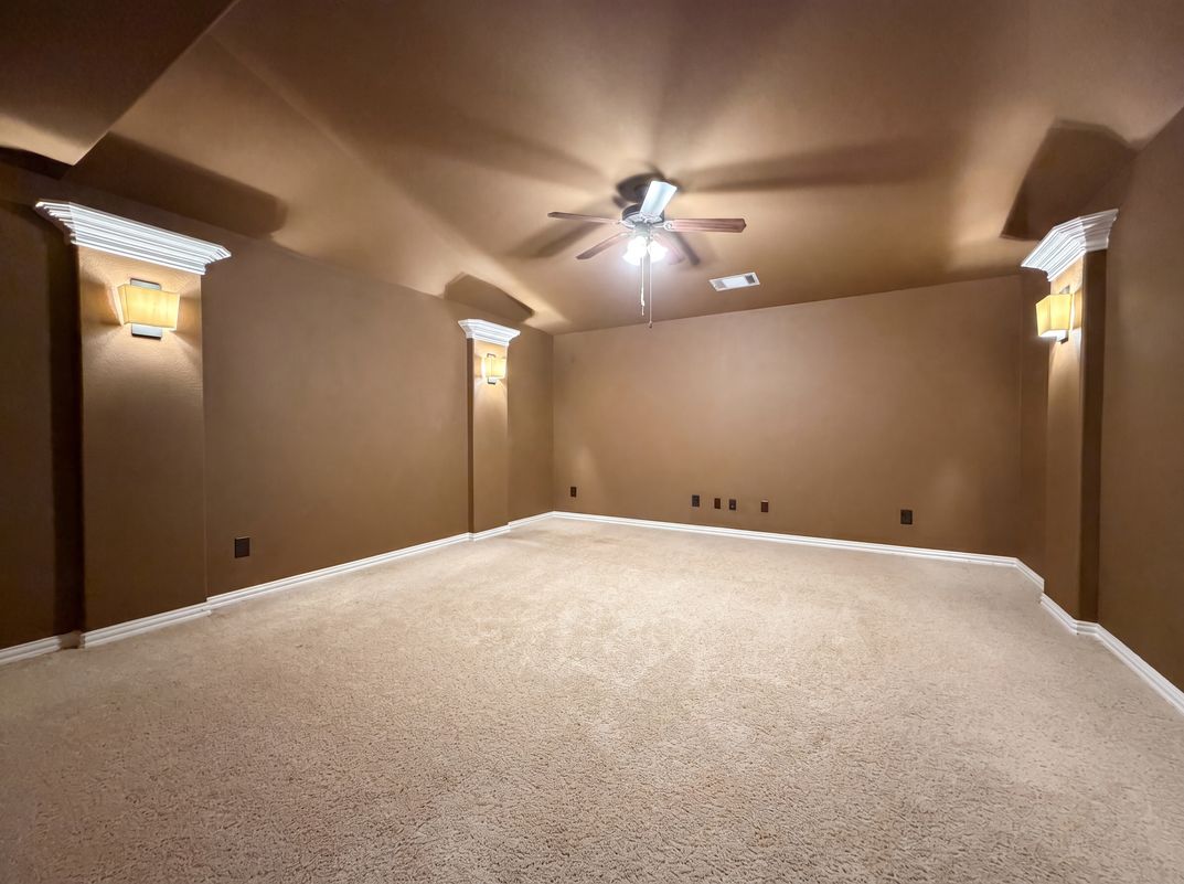 Photo 22 of 29 of 27911 Warren Park Dr, Katy, TX
