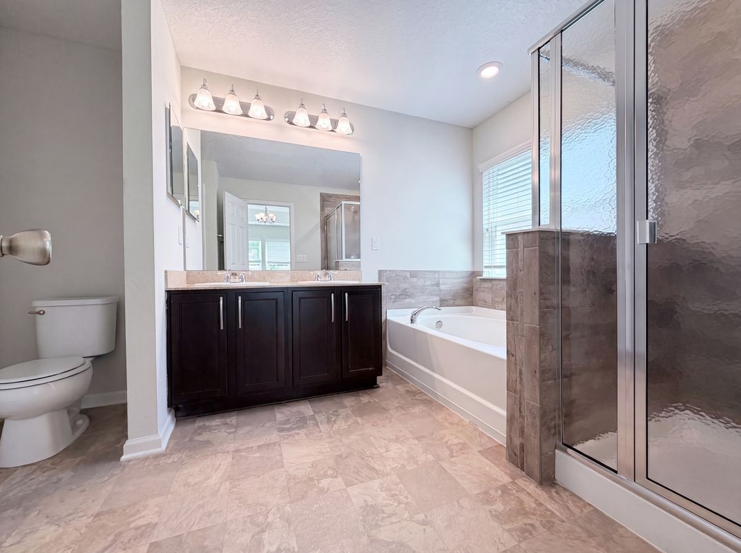 Photo 9 of 18 of 351 Hepburn Rd, Orange Park, FL