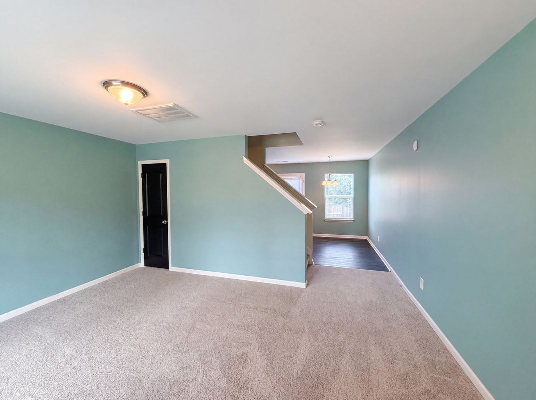 Photo 3 of 20 of 5730 Natick Dr, Charlotte, NC